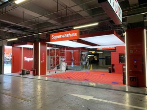 岳麓荟聚店
湖南省长沙市岳麓区洋湖路253号长沙荟聚中心LB1层